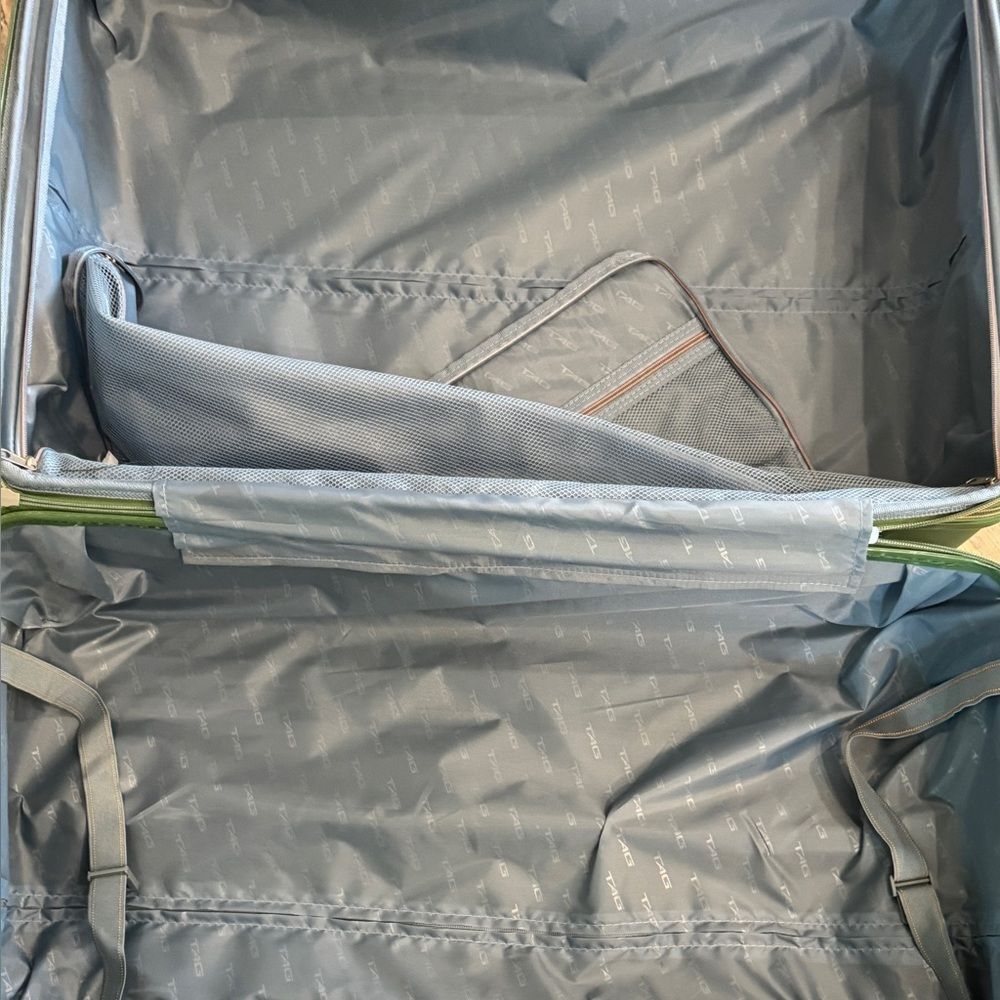 Tag Gateway 2.0 28” Hardside Spinner Checked Luggage travel bag - Picture 12 of 14